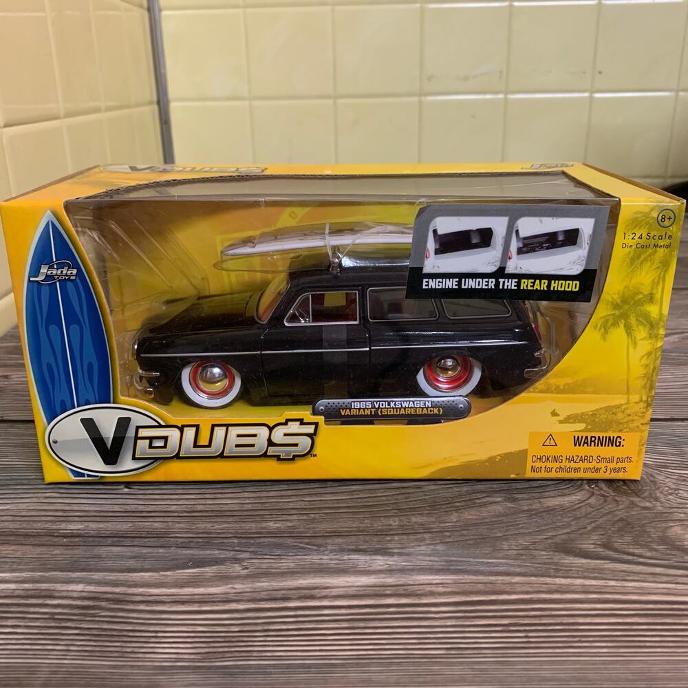 Jada Toys VDubs 1965 Volkswagen Variant (Squareback) 1:24 Scale Die Cast